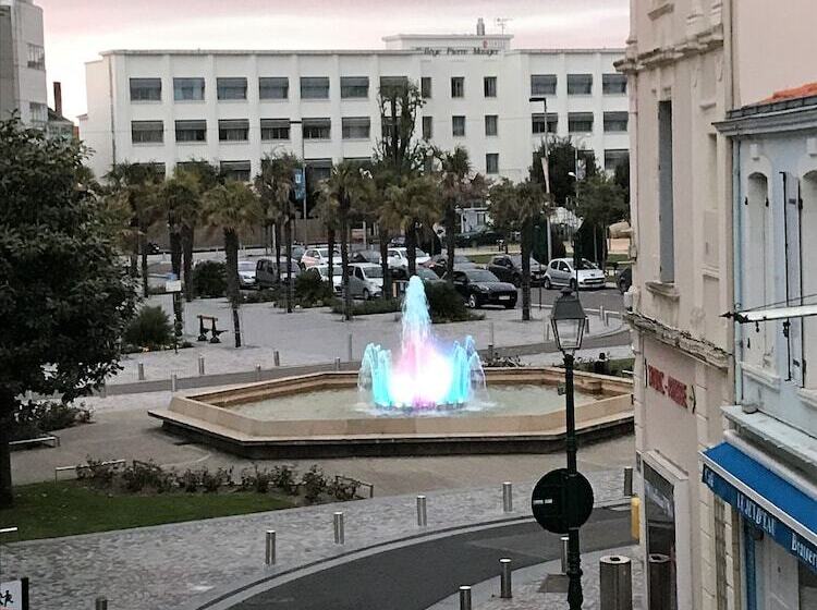 هتل Hôtel Du Commerce