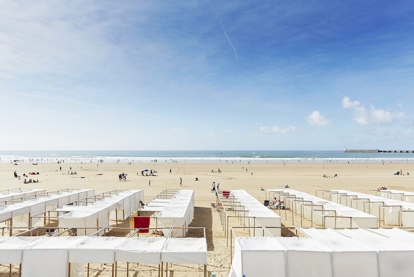 هتل Hôtel Du Commerce