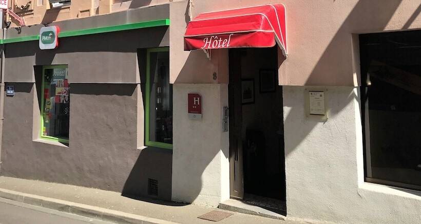 هتل Hôtel Du Commerce