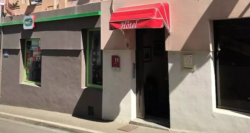 هتل Hôtel Du Commerce