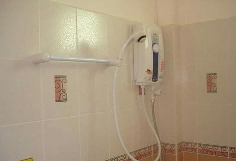 هتل Parkway Resort