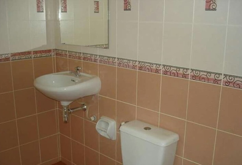 هتل Parkway Resort