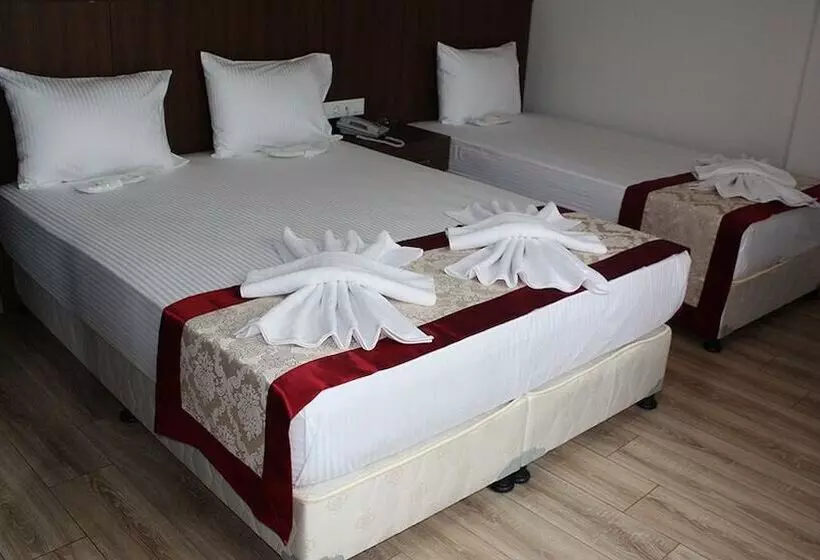 Hotel Prestij Evren