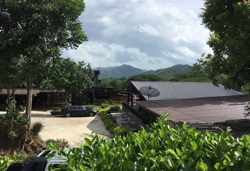 هتل The Like Resort