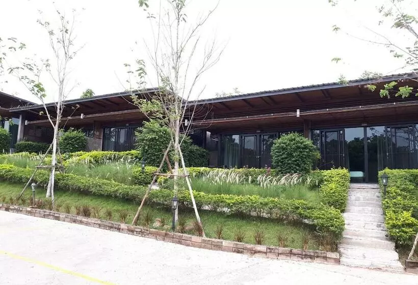 هتل The Like Resort