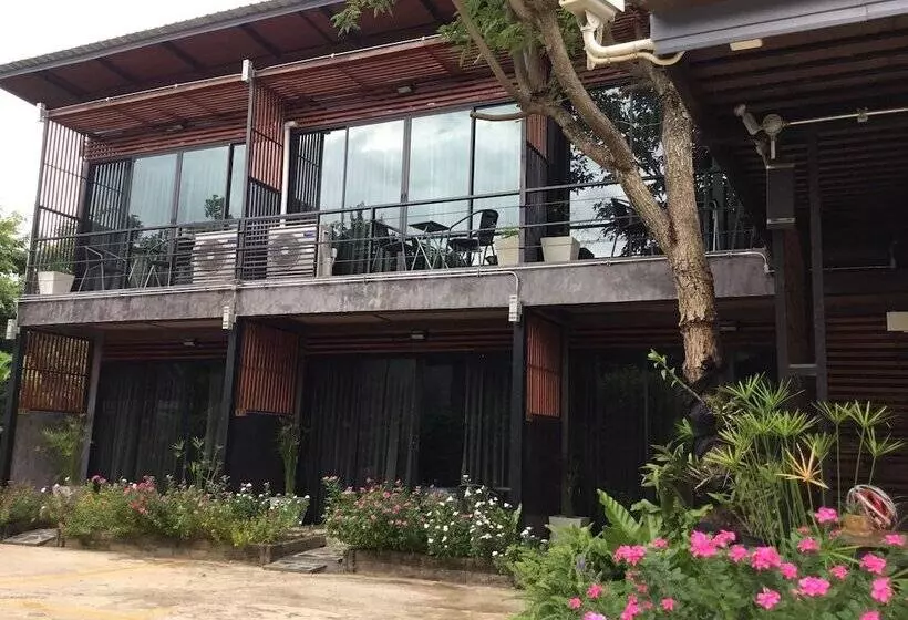 هتل The Like Resort