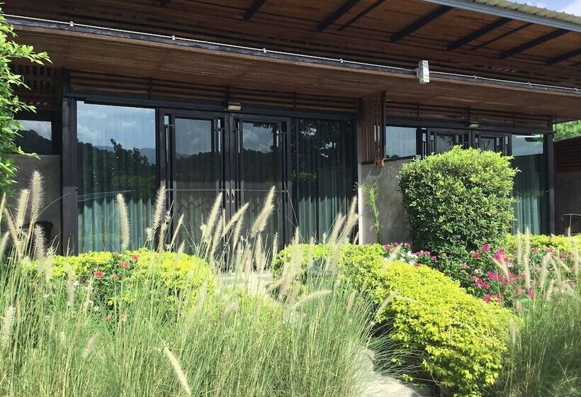 هتل The Like Resort