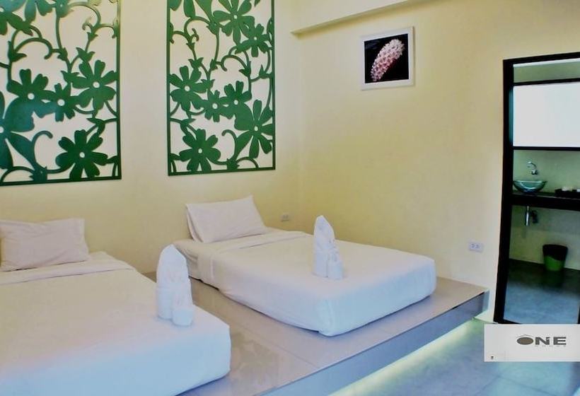 호텔 The One House Resort Pakchong