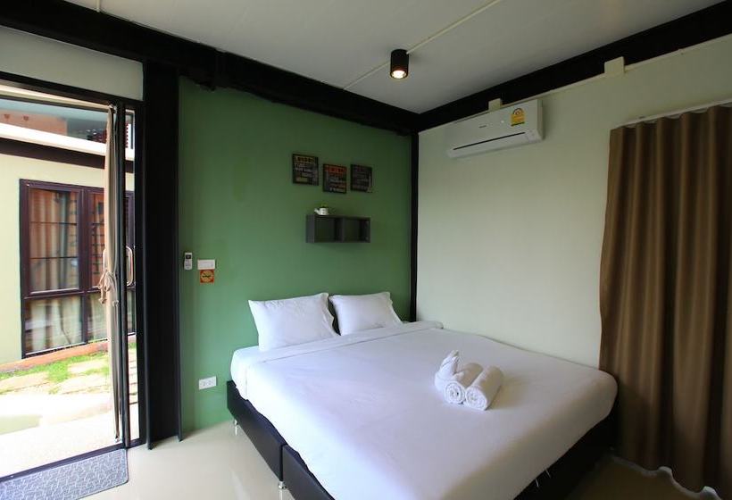 호텔 The One House Resort Pakchong