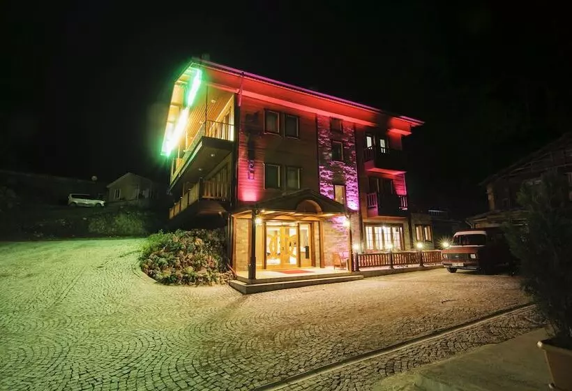 Ilhan Kardesler Apart