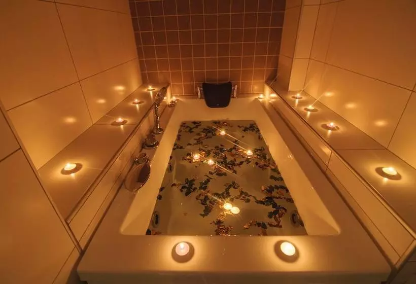 Ilhan Kardesler Apart