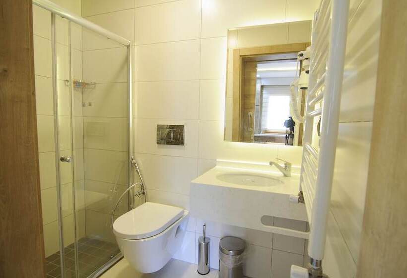 Ilhan Kardesler Apart