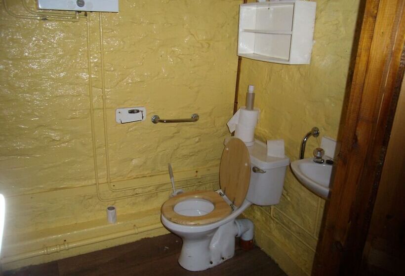 Marthrown Of Mabie Hostel