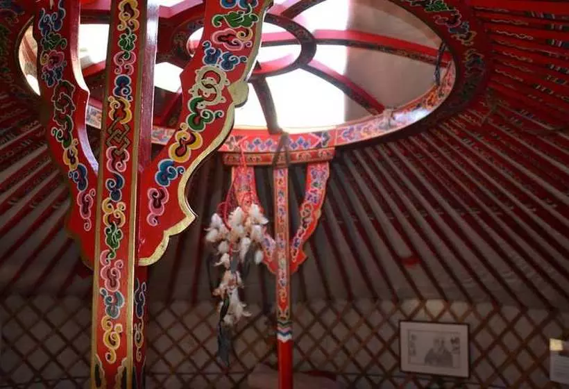 پانسیون Destination Ailleurs