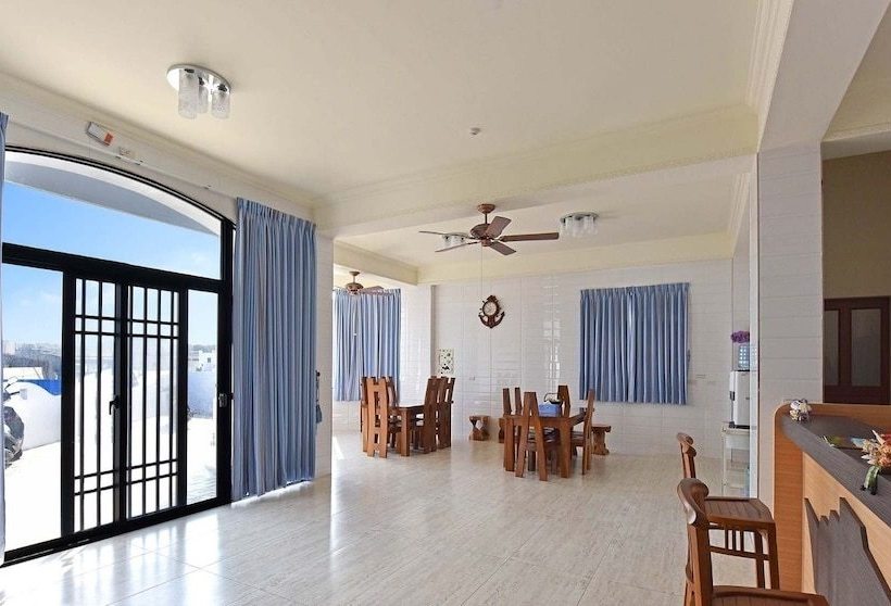 Majatalo Lai Sea Side B&b