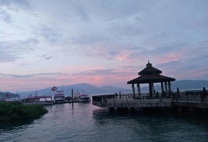 膳宿费 Sun Moon Lake Friday Inn Backpacking