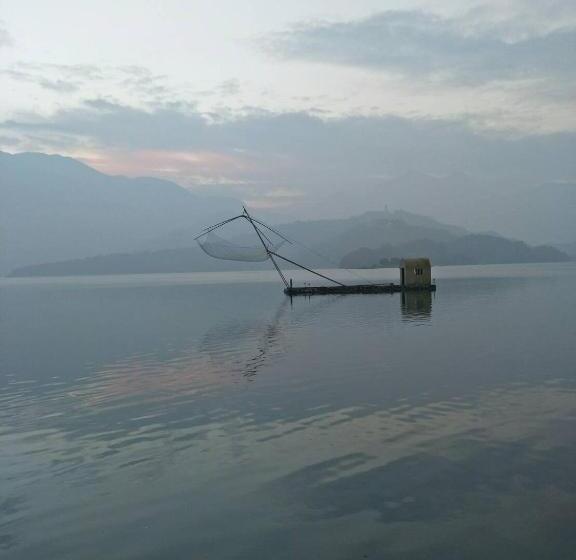 膳宿费 Sun Moon Lake Friday Inn Backpacking
