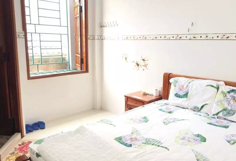 پانسیون Sunrise Guesthouse