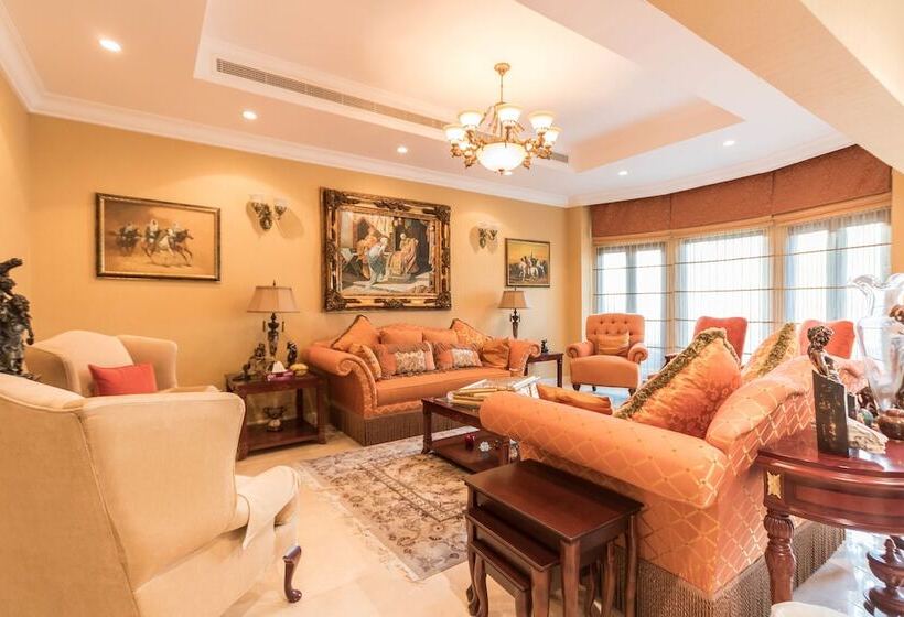 Yanjoon Holiday Villas   Palm Frond A