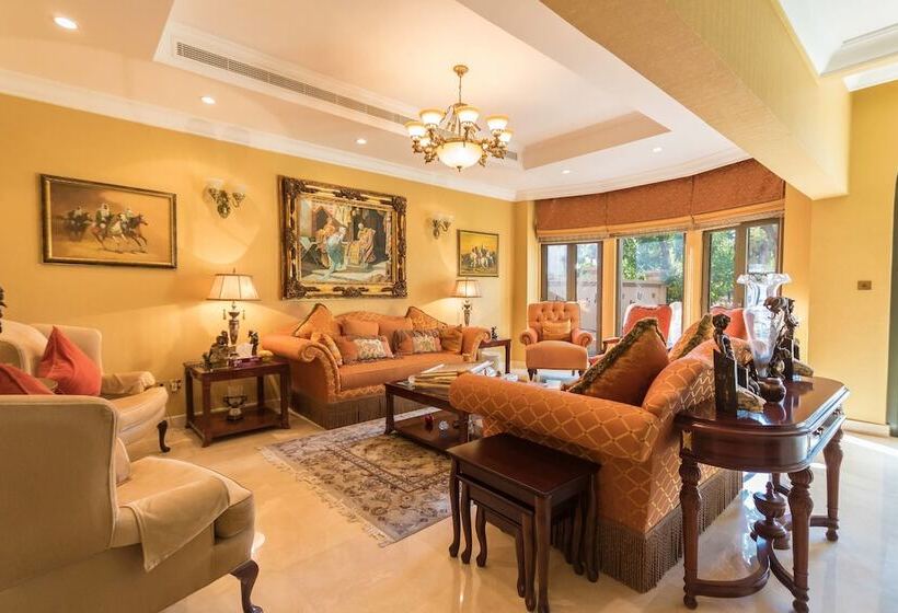 Yanjoon Holiday Villas   Palm Frond A