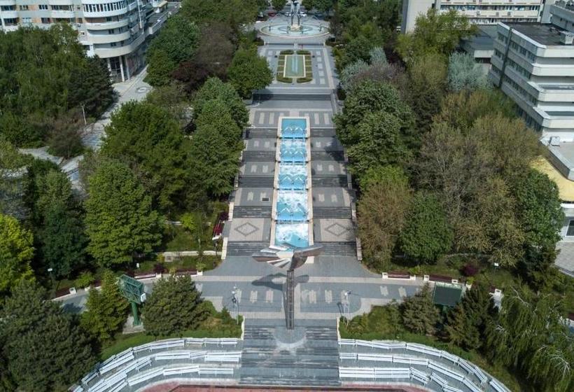 Отель Belvedere