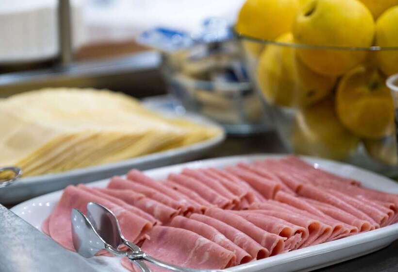 The Azoriani Boutique, Ascend Hotel Collection