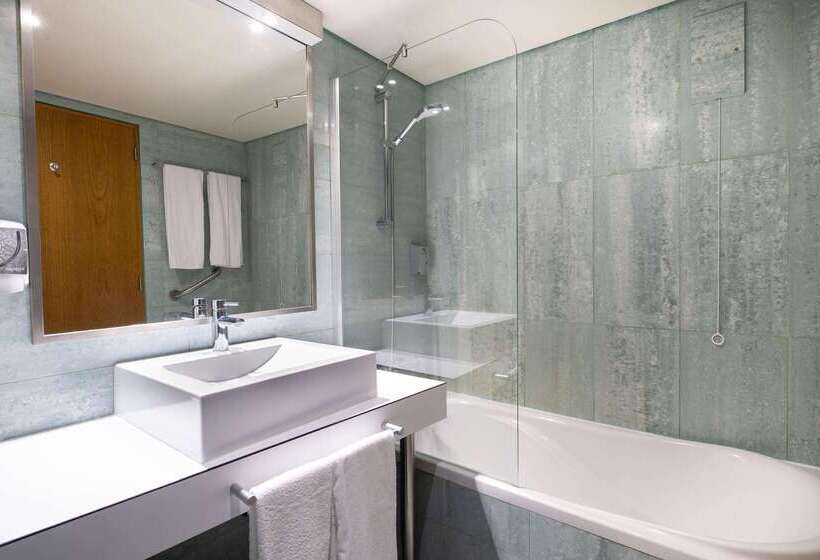 The Azoriani Boutique, Ascend Hotel Collection