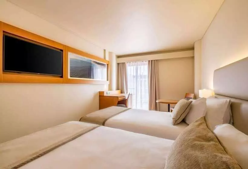 The Azoriani Boutique, Ascend Hotel Collection