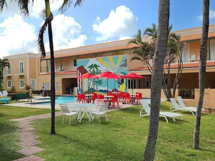 هتل Parador Palmas De Lucia