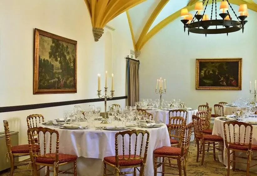 هتل Pousada Convento De Evora