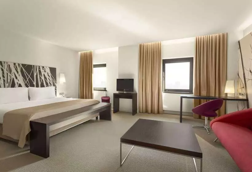 호텔 Ramada Plaza By Wyndham Bucharest Convention Center