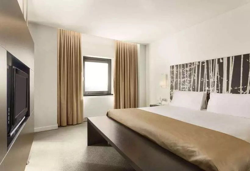 호텔 Ramada Plaza By Wyndham Bucharest Convention Center