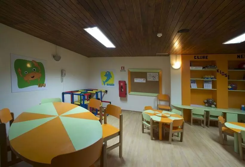 Отель Vila Gale Ampalius