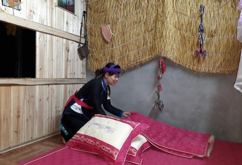 هاستل Homestay Van Khuya