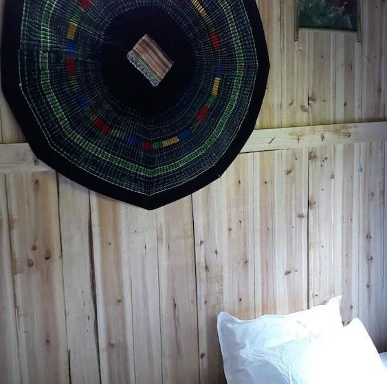 هاستل Homestay Van Khuya