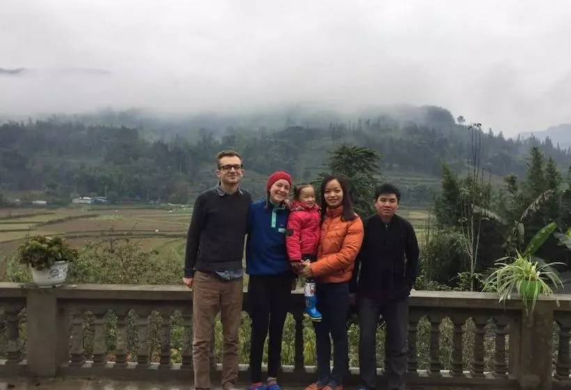 هاستل Homestay Van Khuya