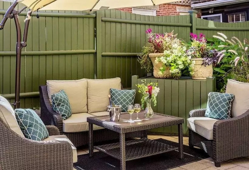 Aamiaismajoitus (B&B) Belfast Bay Inn