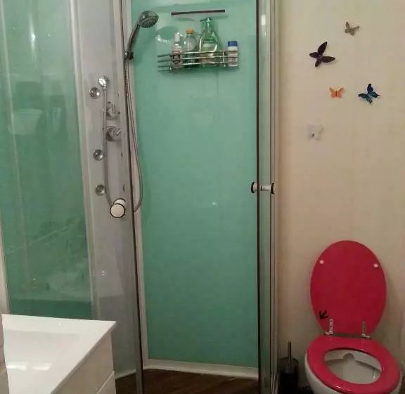 ベッドアンドブレックファースト Le Prieuré