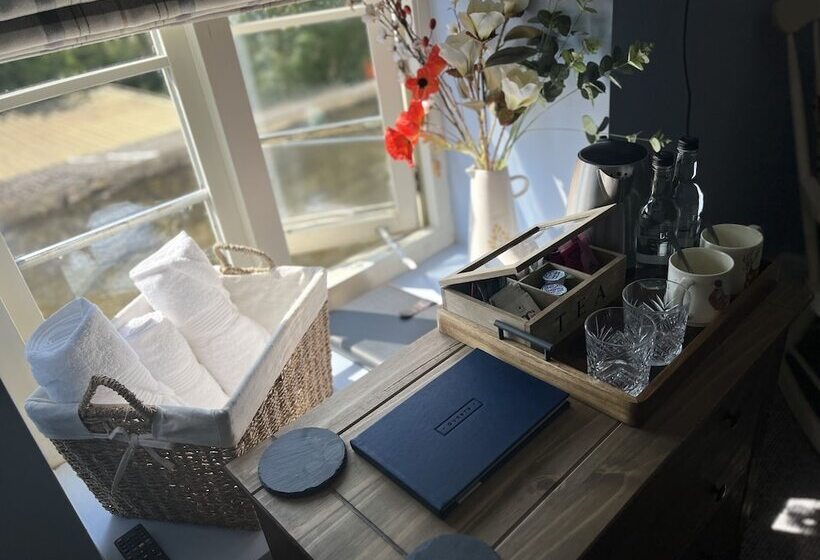 فندق فئة نجمة واحدة The Crewe Arms