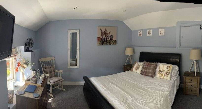 فندق فئة نجمة واحدة The Crewe Arms