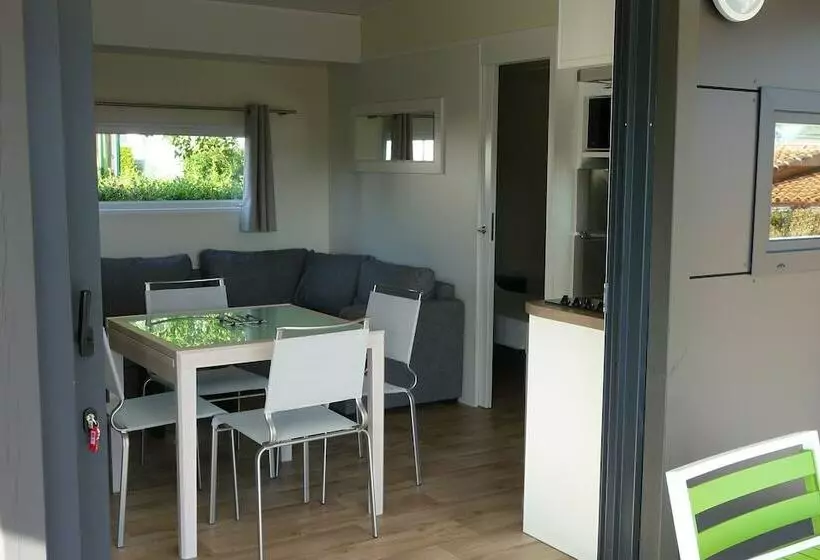 هتل Camping Clos Moulin