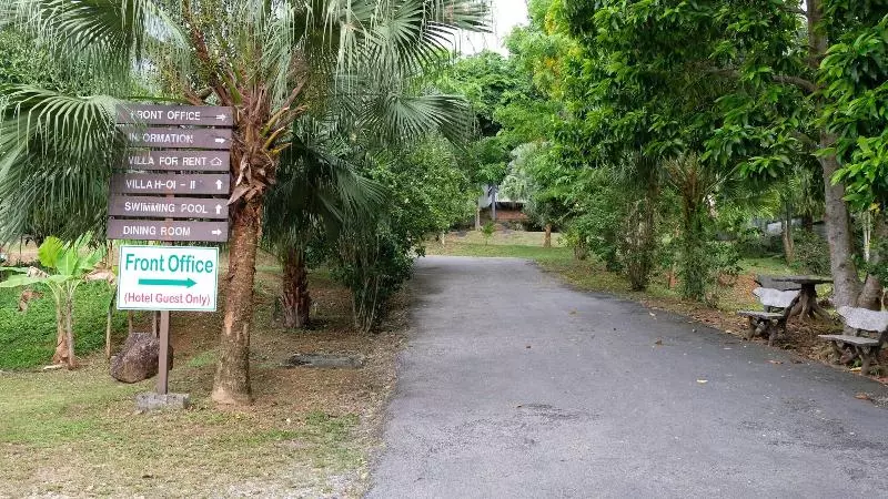 هتل Khaolak Hillside Villa