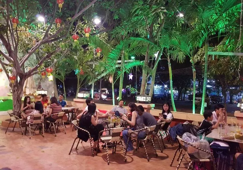هتل Nữ Hoàng