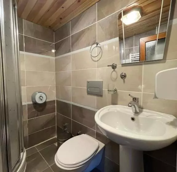 Ozkan Otel