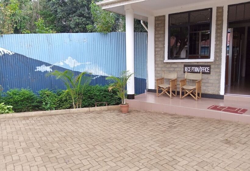 Kilimanjaro Eco Hostel