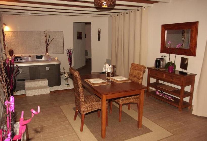 פנסיון La Paillote Exotique Spa