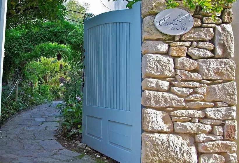 ペンション Le Chemin Des Iles