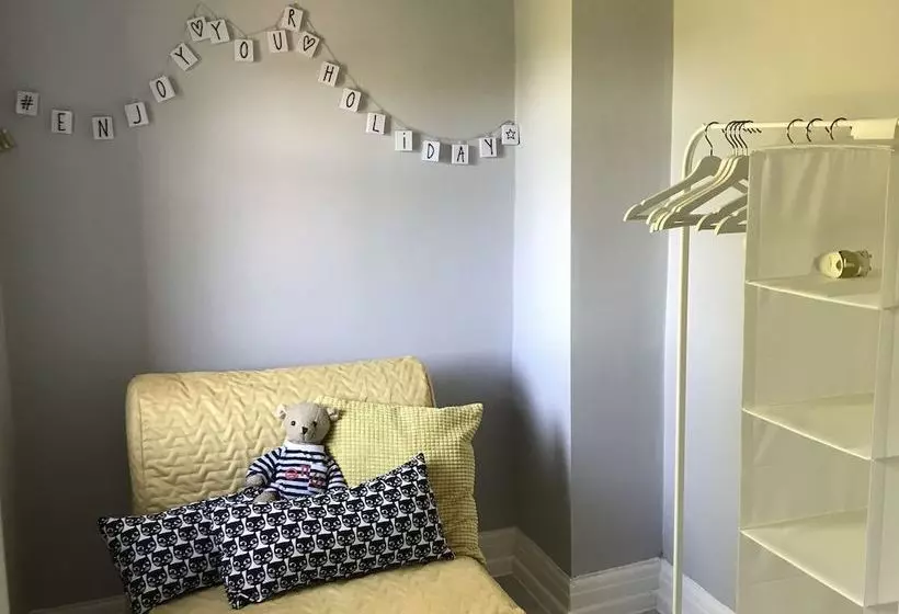 Sunny Cottage