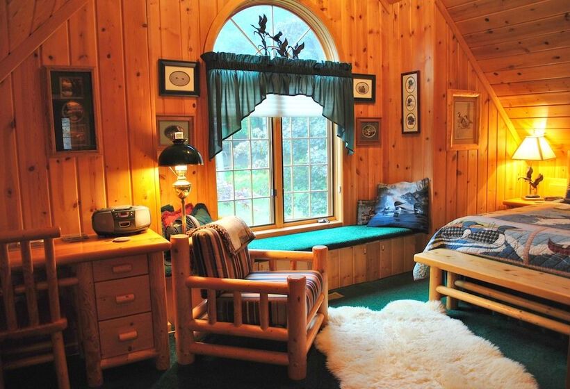 Horton Creek Inn B&b