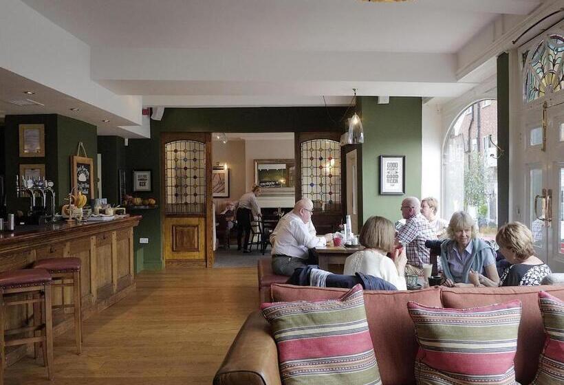 فندق فئة نجمة واحدة The Rose And Crown